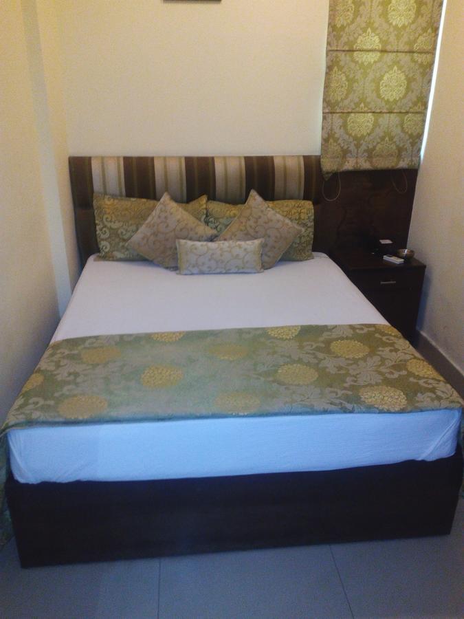 Hotel The Rio Haridwar Bagian luar foto